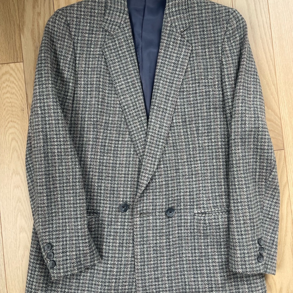 Classic Gray Houndstooth Woman's Blazer